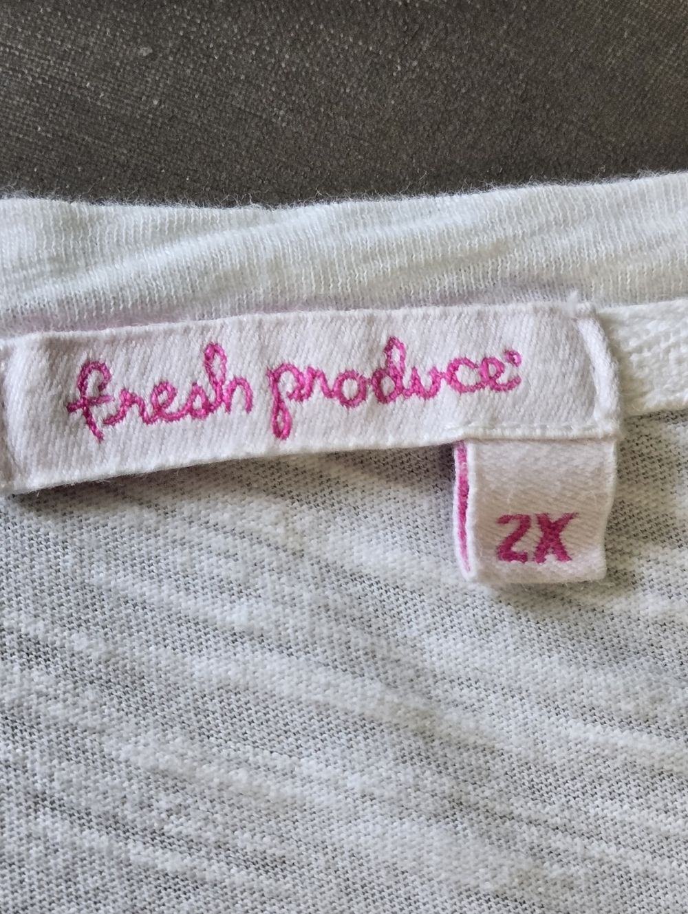 fresh produce White Top with Nautical Logo - Picture 2 of 5